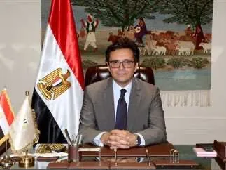 اختيار الدكتور أحمد مستجير وفاطمة المعدول كشخصيتين رئيسيتين في الدورة الـ56 لمعرض القاهرة الدولي للكتاب