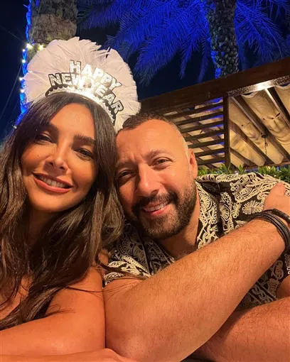 أحمد فهمي: لم أمنع زوجتي أميرة من الغناء … هذه أكذوبة صدقها الناس