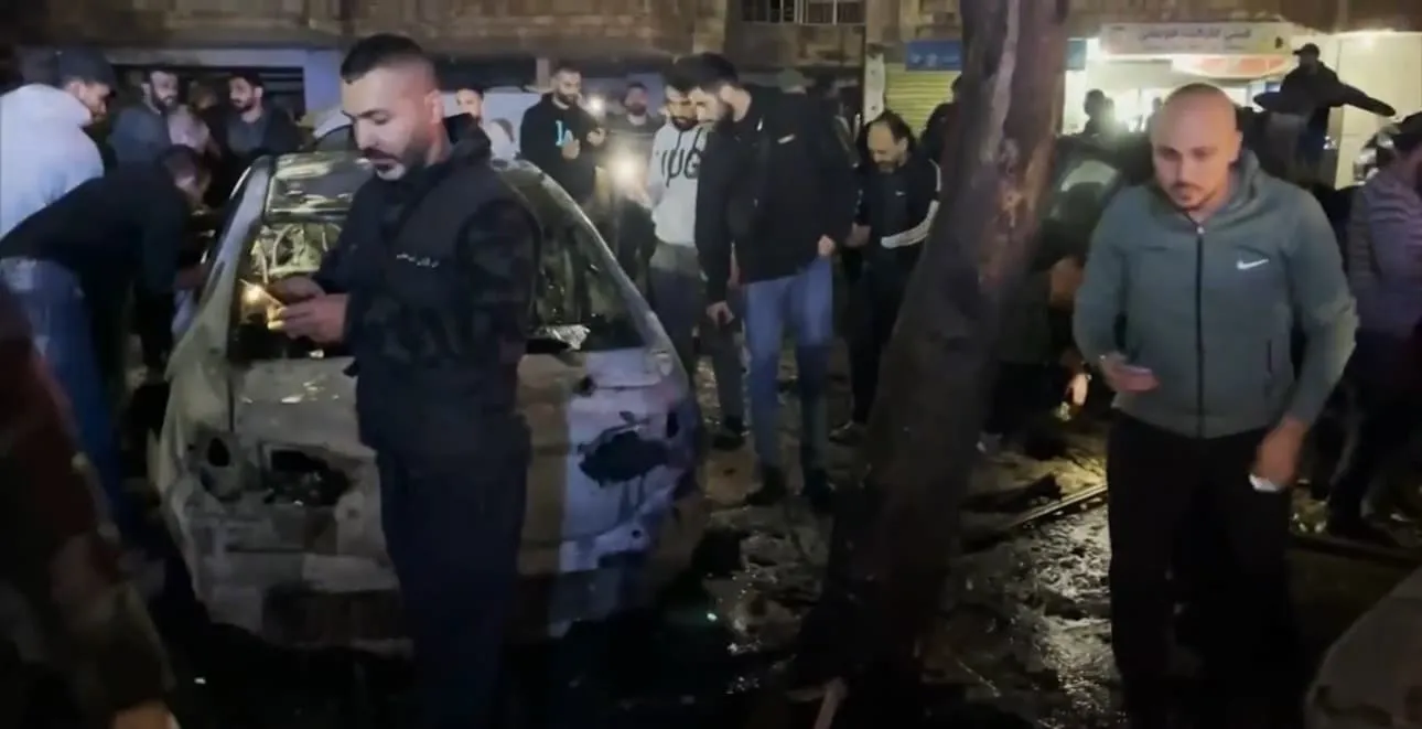 إيران تنفي “إصابة العين” لسفيرها في بيروت بتفجيرات “البيجر”